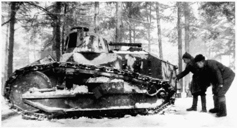 Иллюстрация к книге — Танк № 1 «Рено ФТ-17» [i_089.jpg]