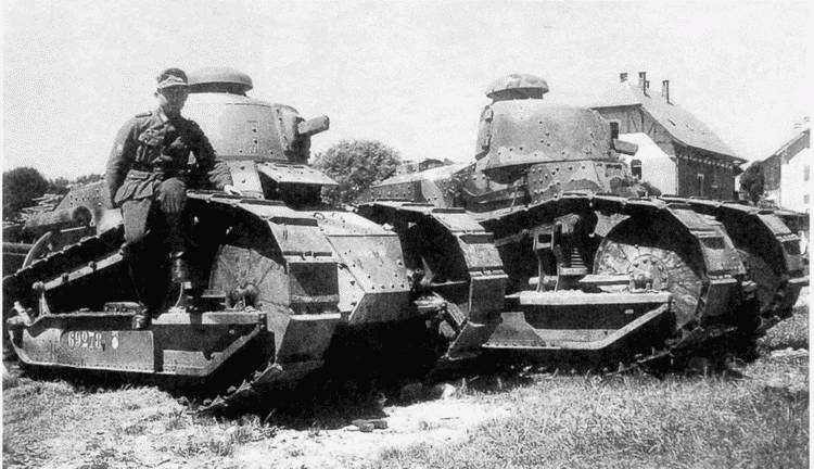 Иллюстрация к книге — Танк № 1 «Рено ФТ-17» [i_098.jpg]