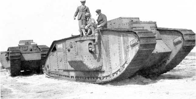 Иллюстрация к книге — Самые первые танки &quot;Дьявол идет!&quot; [i_025.jpg]