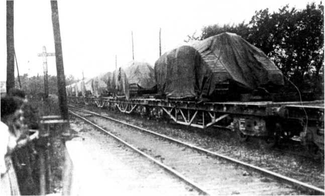 Иллюстрация к книге — Самые первые танки &quot;Дьявол идет!&quot; [i_043.jpg]