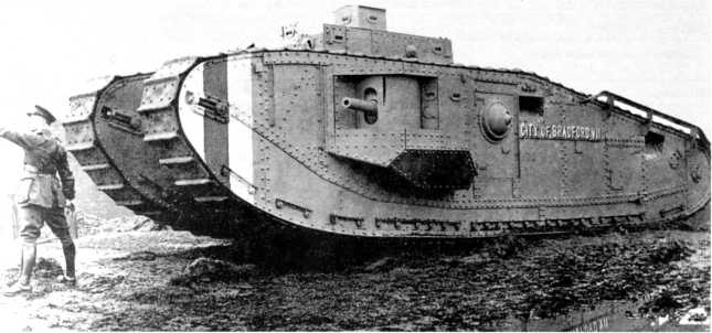 Иллюстрация к книге — Самые первые танки &quot;Дьявол идет!&quot; [i_048.jpg]