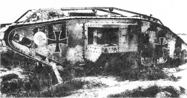 Иллюстрация к книге — Самые первые танки &quot;Дьявол идет!&quot; [i_120.jpg]