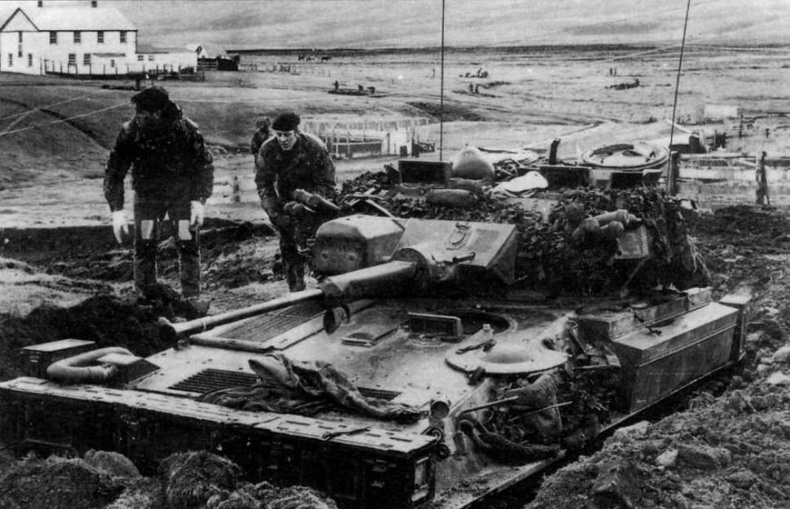 Иллюстрация к книге — Легкий танк «Скорпион» [img_43.jpg]