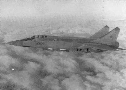 Иллюстрация к книге — МиГ-31. Страж российского неба [pic_29.jpg]