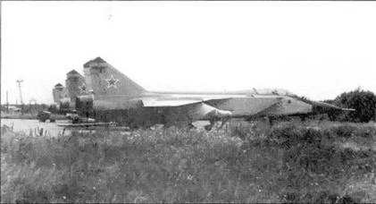 Иллюстрация к книге — МиГ-31. Страж российского неба [pic_35.jpg]