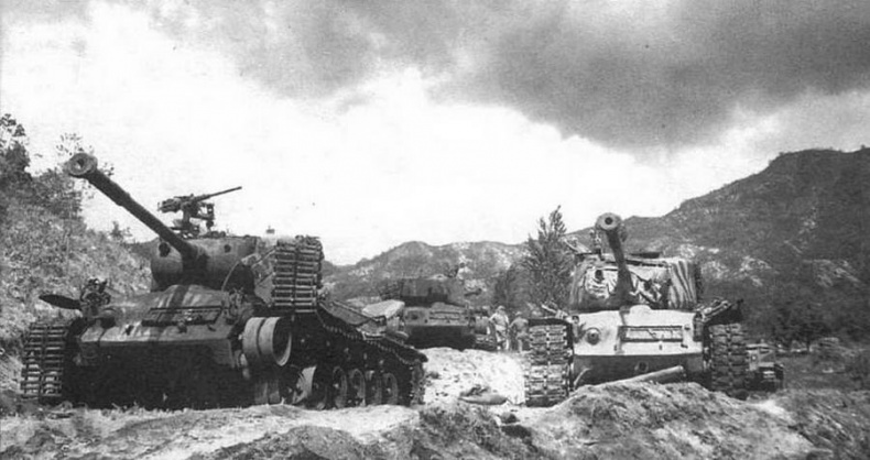 Иллюстрация к книге — От «Першинга» до «Паттона». Средние танки М26, М46 и М47 [img_44.jpg]