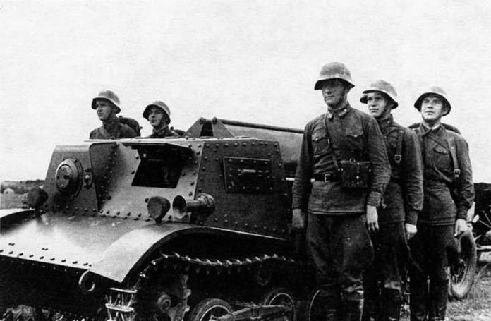 Иллюстрация к книге — Артиллерийские тягачи Красной Армии. Часть 1 [img_3.jpg]