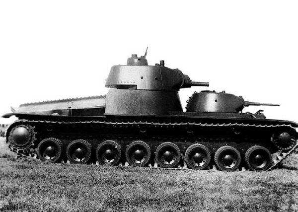 Иллюстрация к книге — Советские супертанки [i_013.jpg]