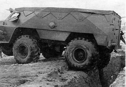 Иллюстрация к книге — Бронетранспортер БТР-152 [img_49.jpg]