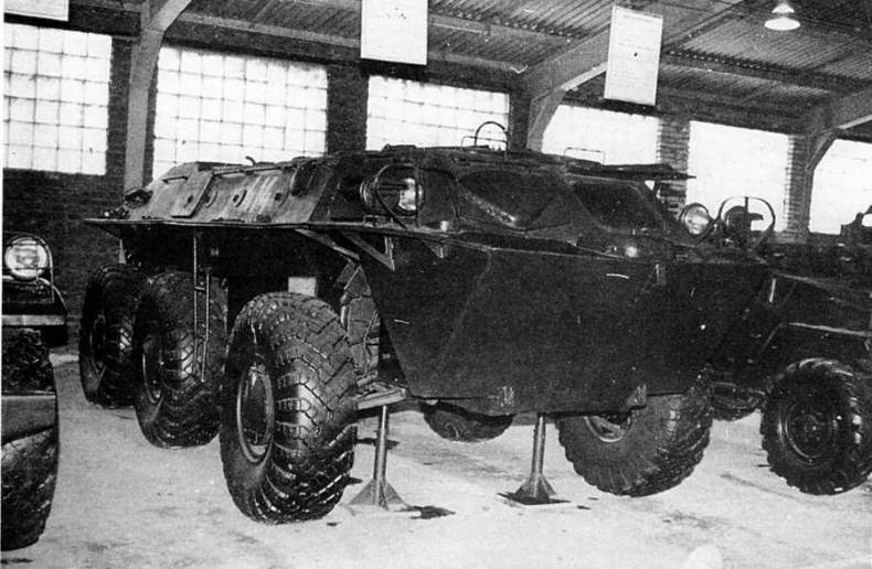 Иллюстрация к книге — Бронетранспортер БТР-152 [img_51.jpg]