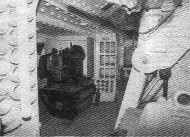 Иллюстрация к книге — «Сухопутные корабли» [img_26.jpg]