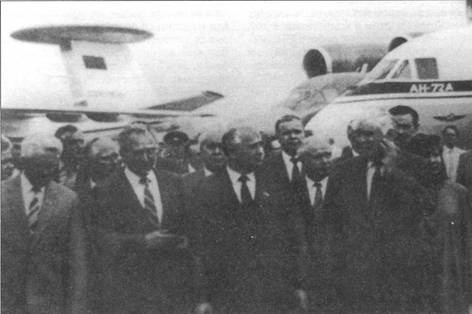 Иллюстрация к книге — Отечественные самолёты и вертолёты ДРЛО [pic_50.jpg]