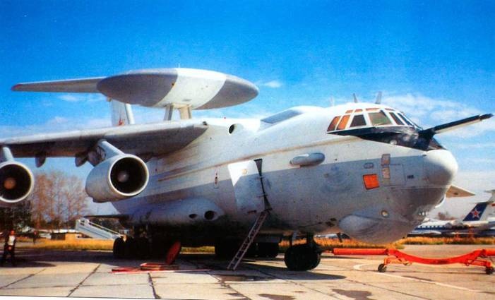 Иллюстрация к книге — Отечественные самолёты и вертолёты ДРЛО [pic_69.jpg]