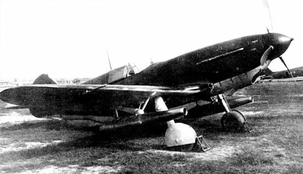 Иллюстрация к книге — Истребитель ЛаГГ-3 [i_040.jpg]