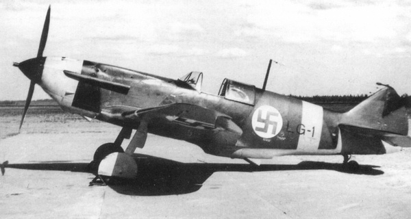 Иллюстрация к книге — Истребитель ЛаГГ-3 [i_065.jpg]