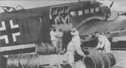 Иллюстрация к книге — Транспортный самолет Юнкерс Ju 52/3m [pic_52.jpg]