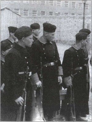 Иллюстрация к книге — Русская полиция [i_025.jpg]