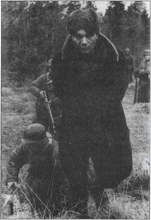 Иллюстрация к книге — Русская полиция [i_035.jpg]