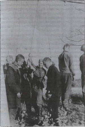 Иллюстрация к книге — Русская полиция [i_038.jpg]