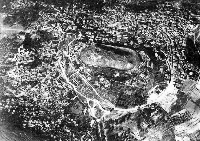 Иллюстрация к книге — Рыцарские ордена в бою [i_163.jpg]