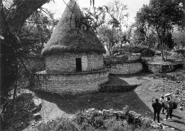 Иллюстрация к книге — Древняя Америка: полет во времени и пространстве. Северная Америка. Южная Америка [i_109.jpg]