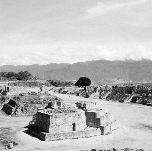 Иллюстрация к книге — Древняя Америка: полет во времени и пространстве. Мезоамерика [i_017.jpg]