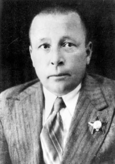 Иллюстрация к книге — Як-2/Як-4 и другие ближние бомбардировщики Яковлева [i_081.jpg]