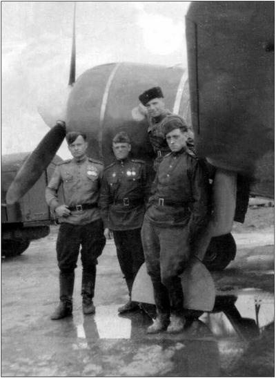 Иллюстрация к книге — Ла-7, Ла-9, Ла-11. Последние поршневые истребители СССР [i_033.jpg]