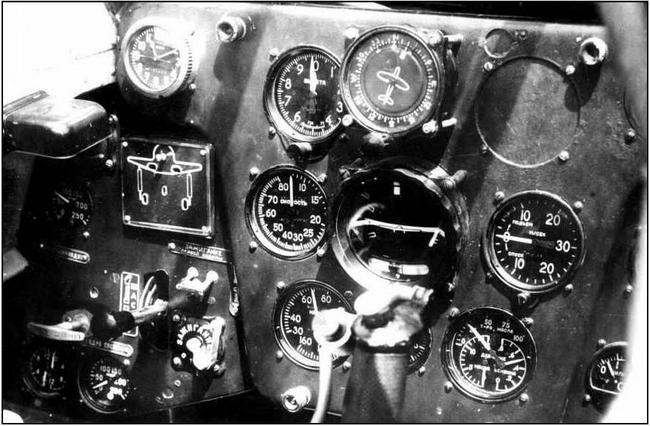 Иллюстрация к книге — Ла-7, Ла-9, Ла-11. Последние поршневые истребители СССР [i_104.jpg]