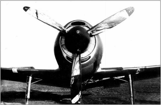 Иллюстрация к книге — Ла-7, Ла-9, Ла-11. Последние поршневые истребители СССР [i_127.jpg]