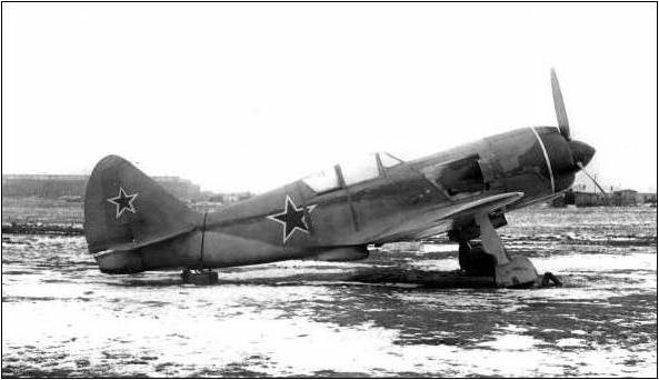 Иллюстрация к книге — Ла-7, Ла-9, Ла-11. Последние поршневые истребители СССР [i_141.jpg]