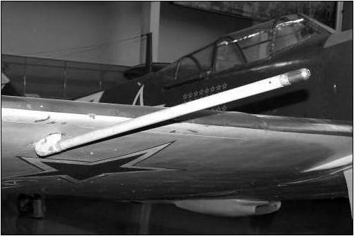 Иллюстрация к книге — Ла-7, Ла-9, Ла-11. Последние поршневые истребители СССР [i_182.jpg]