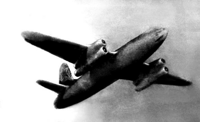 Иллюстрация к книге — Реактивные первенцы СССР - МиГ-9, Як-15, Су-9, Ла-150, Ту-12, Ил-22 [i_140.jpg]