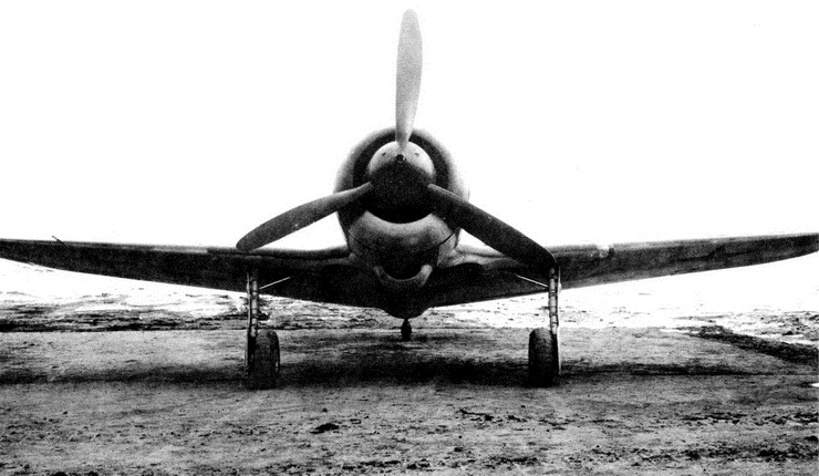 Иллюстрация к книге — Истребитель Ла-5. Сломавший хребет Люфтваффе [i_006.jpg]