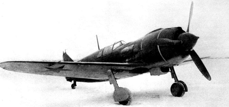 Иллюстрация к книге — Истребитель Ла-5. Сломавший хребет Люфтваффе [i_024.jpg]