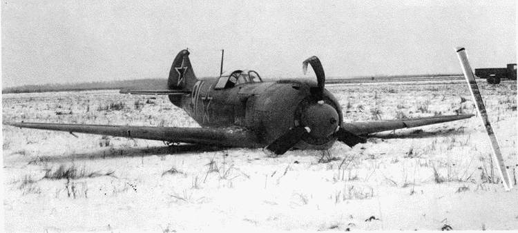 Иллюстрация к книге — Истребитель Ла-5. Сломавший хребет Люфтваффе [i_081.jpg]