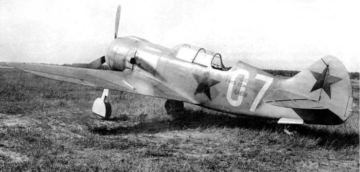 Иллюстрация к книге — Истребитель Ла-5. Сломавший хребет Люфтваффе [i_108.jpg]