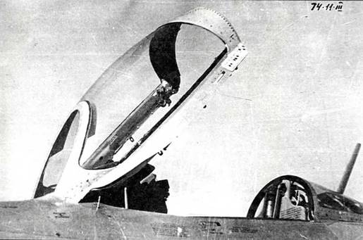 Иллюстрация к книге — Истребитель МиГ-21 Рождение легенды [pic_17.jpg]