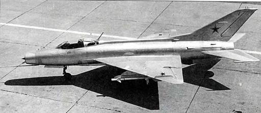 Иллюстрация к книге — Истребитель МиГ-21 Рождение легенды [pic_28.jpg]