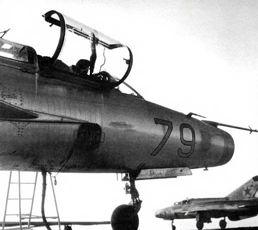 Иллюстрация к книге — Истребитель МиГ-21 Рождение легенды [pic_60.jpg]