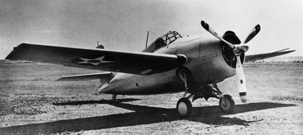 Иллюстрация к книге — Палубный истребитель Грумман F4F «Уайлдкэт» [i_022.jpg]