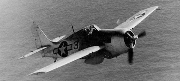 Иллюстрация к книге — Палубный истребитель Грумман F4F «Уайлдкэт» [i_043.jpg]