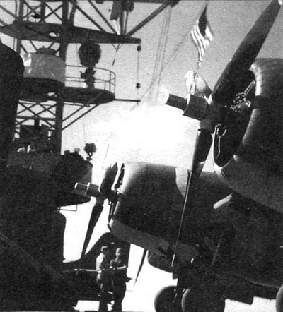 Иллюстрация к книге — Палубный истребитель Грумман F4F «Уайлдкэт» [i_071.jpg]