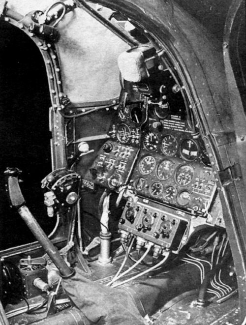 Иллюстрация к книге — ИСТРЕБИТЕЛЬ P-63 «КИНГКОБРА» [i_014.jpg]