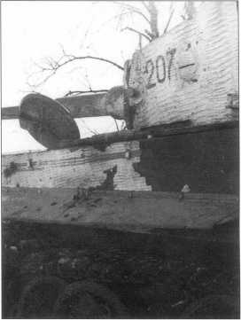 Иллюстрация к книге — Тяжелый танк «Тигр I» [i_065.jpg]