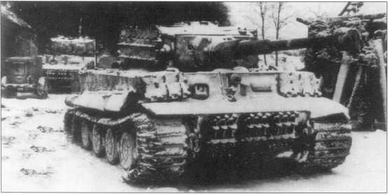 Иллюстрация к книге — Тяжелый танк «Тигр I» [i_154.jpg]