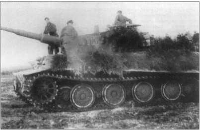 Иллюстрация к книге — Тяжелый танк «Тигр I» [i_167.jpg]