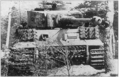 Иллюстрация к книге — Тяжелый танк «Тигр I» [i_171.jpg]