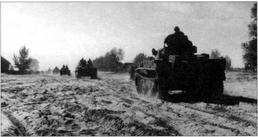 Иллюстрация к книге — Маленькие &quot;Тигры&quot;. Для разведки и связи [i_029.jpg]