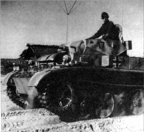 Иллюстрация к книге — Маленькие &quot;Тигры&quot;. Для разведки и связи [i_031.jpg]